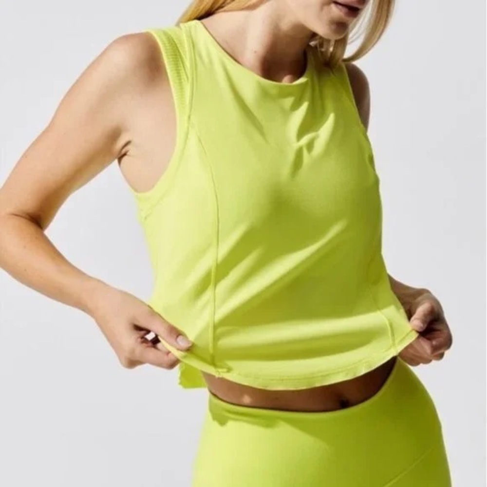 Alo Yoga Neon Yellow Sleeveless Top Size Medium